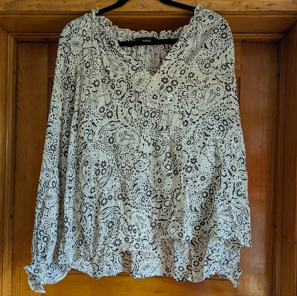 Sanctuary Black and White Paisley Blouse